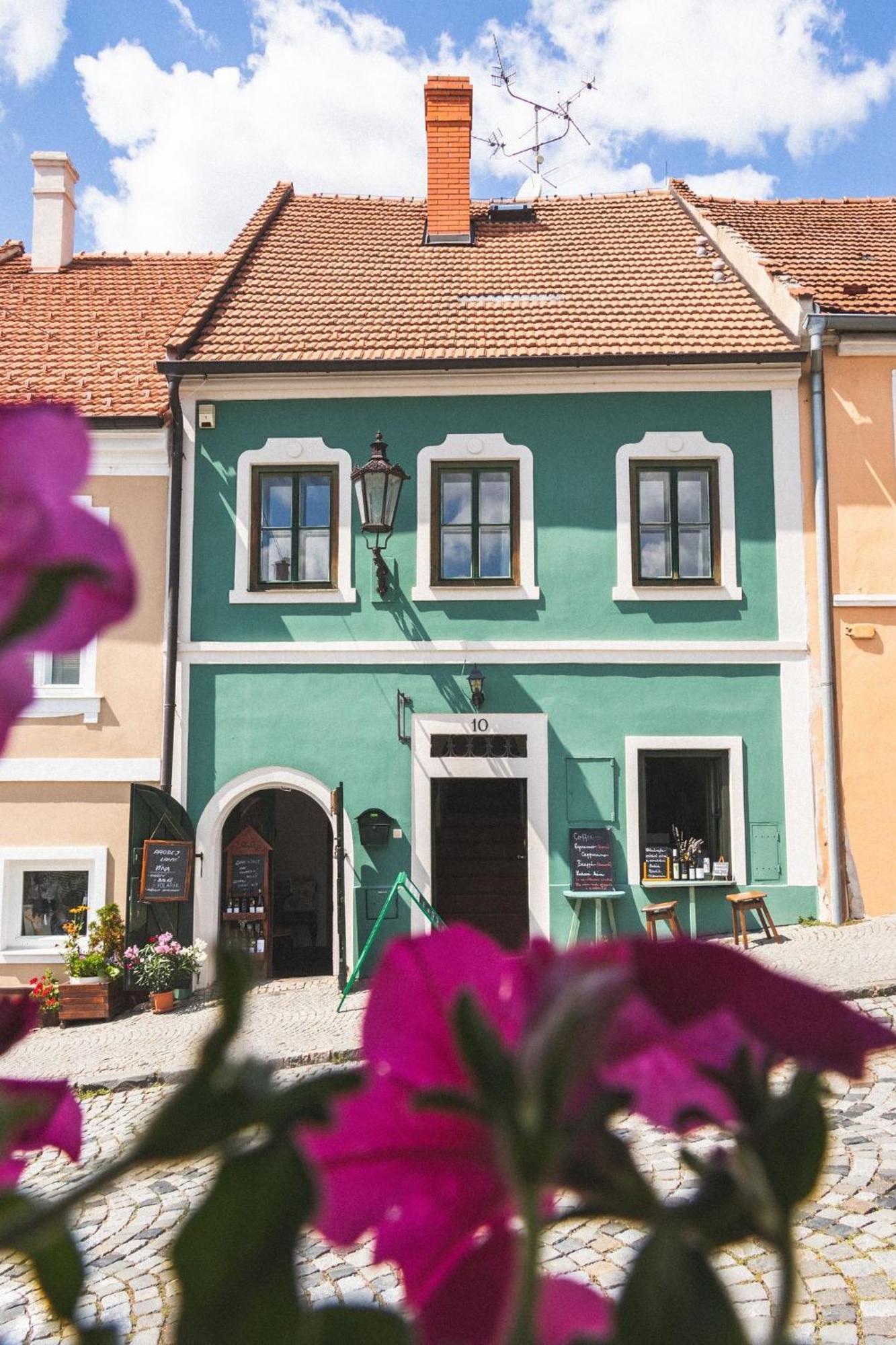 Olivea Penzion & Wine Mikulov Hotel Exterior photo